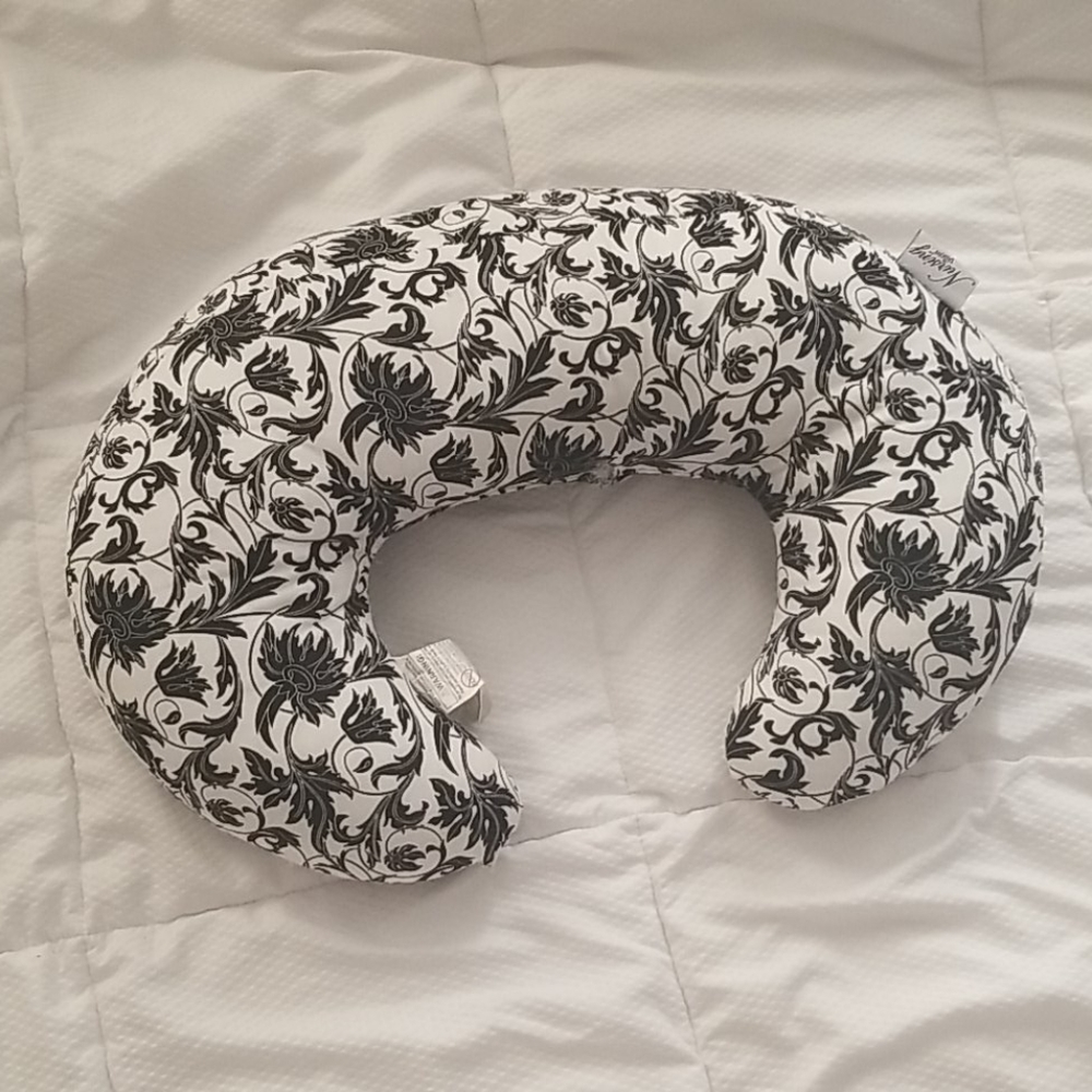 Nursing Pillow black and white Paisley Print